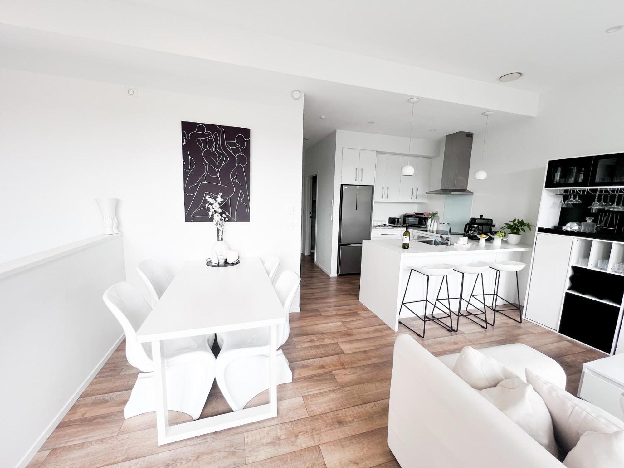 Luxury 2 Bedroom Apartment With Cocktail Bar And Espresso Machine Auckland Luaran gambar